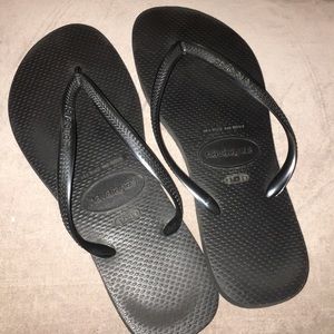 Havaianas Shoes - Classic Black Havaianas Flip Flops Havaianas Shoes - Classic Black Havaianas Flip Flops